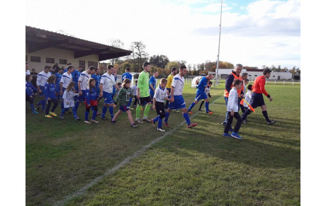 Entrée sur le terrain avec les seniors